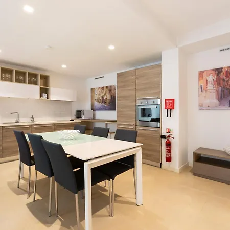 4br In Prime Location Just Off The Promenade By 360 Estates Апартаменты Слима