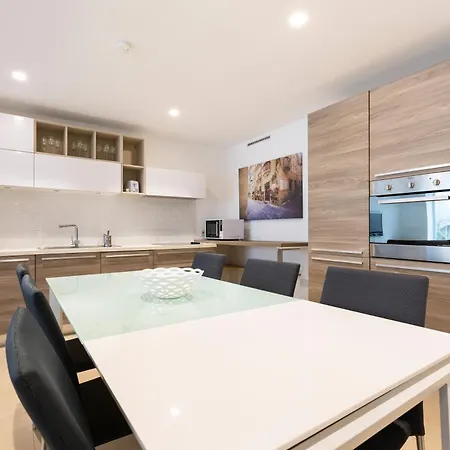 4br In Prime Location Just Off The Promenade By 360 Estates *