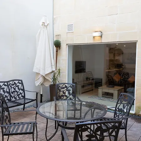 4br In Prime Location Just Off The Promenade By 360 Estates Appartement Sliema