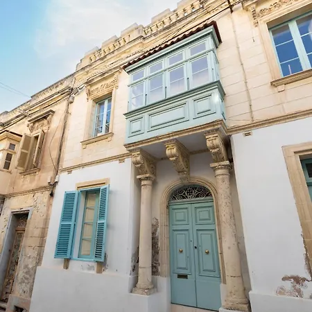 4br In Prime Location Just Off The Promenade By 360 Estates Appartement