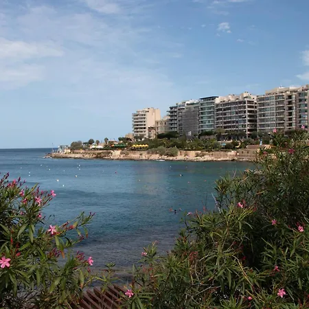 4br In Prime Location Just Off The Promenade By 360 Estates *